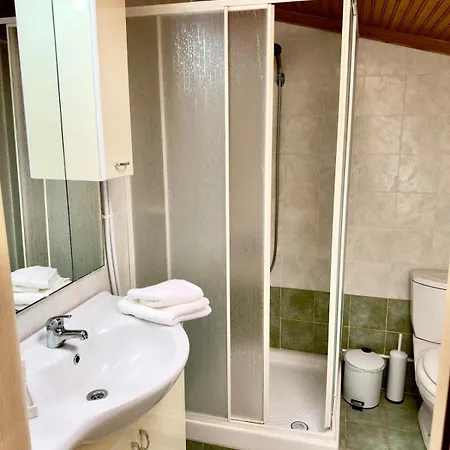 Large 4br House In Nea Fokaia, Near Sani & * Néa Fókaia
