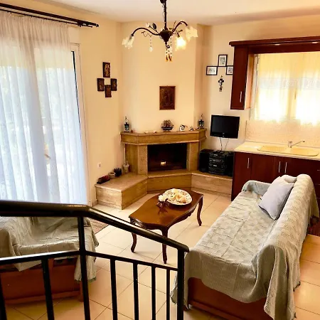 Large 4br House In Nea Fokaia, Near Sani &